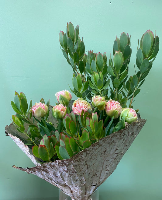 Tulips with lotus wrap